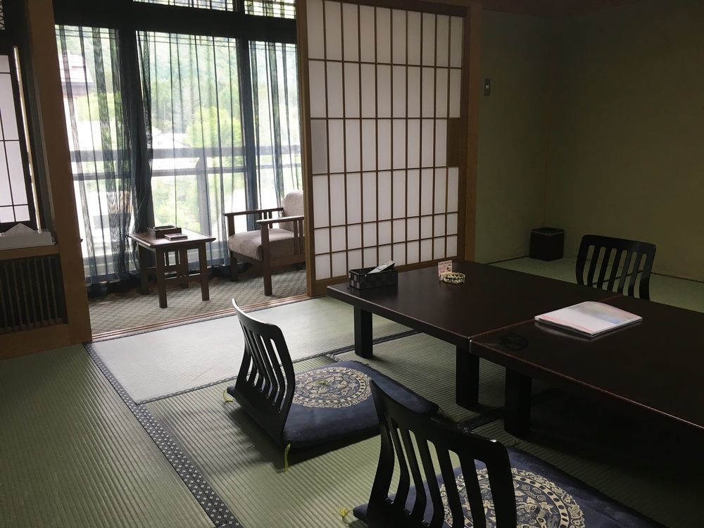 Okada Ryokan Warakutei Takayama  Exterior foto